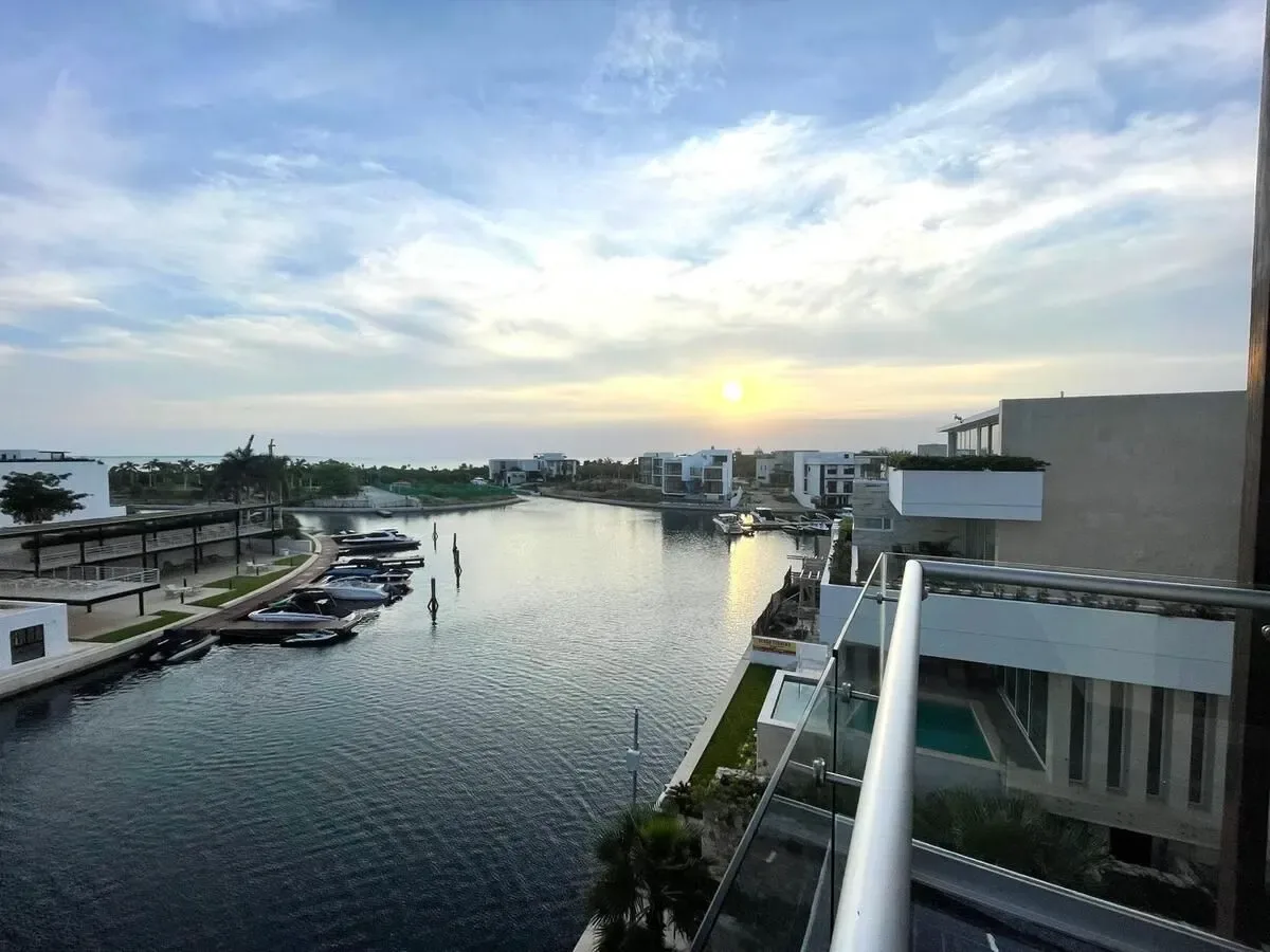 DEPARTAMENTO EN VENTA EN PUERTO CANCUN - 1