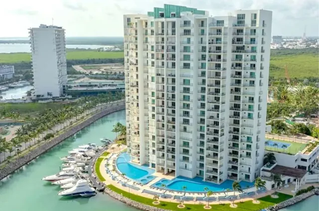 Real estate development for sale in Puerto Cancún